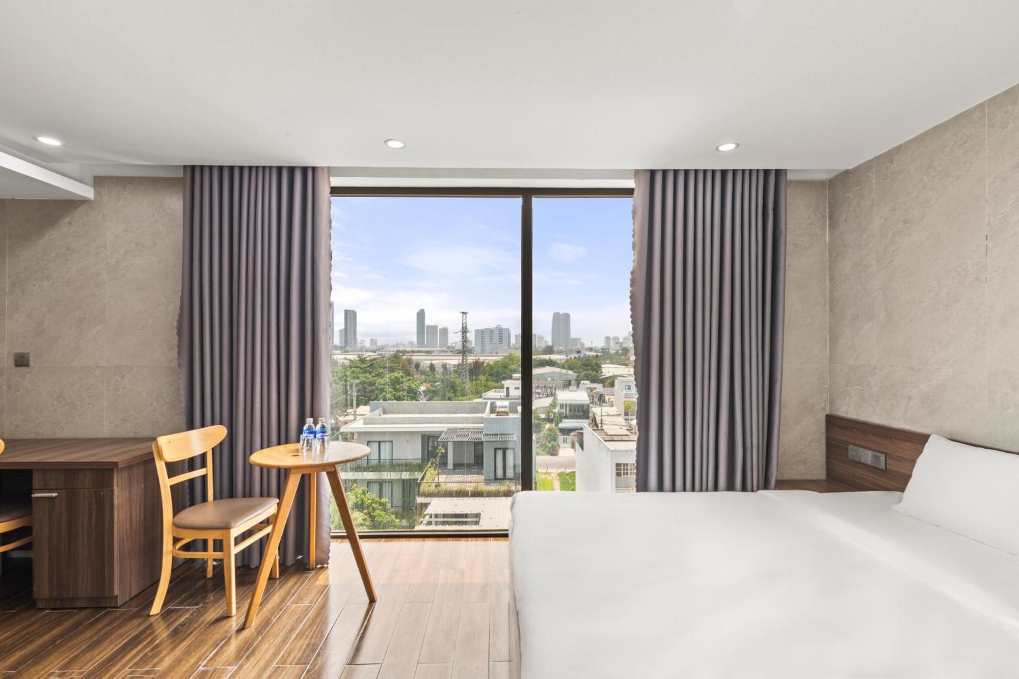 Sea Hotel & Apartment Da Nang Bagian luar foto
