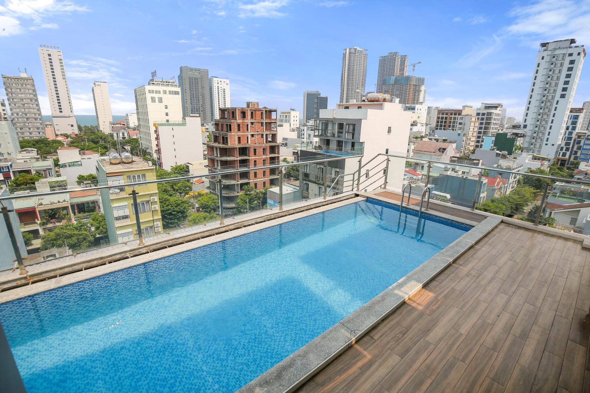 Sea Hotel & Apartment Da Nang Bagian luar foto
