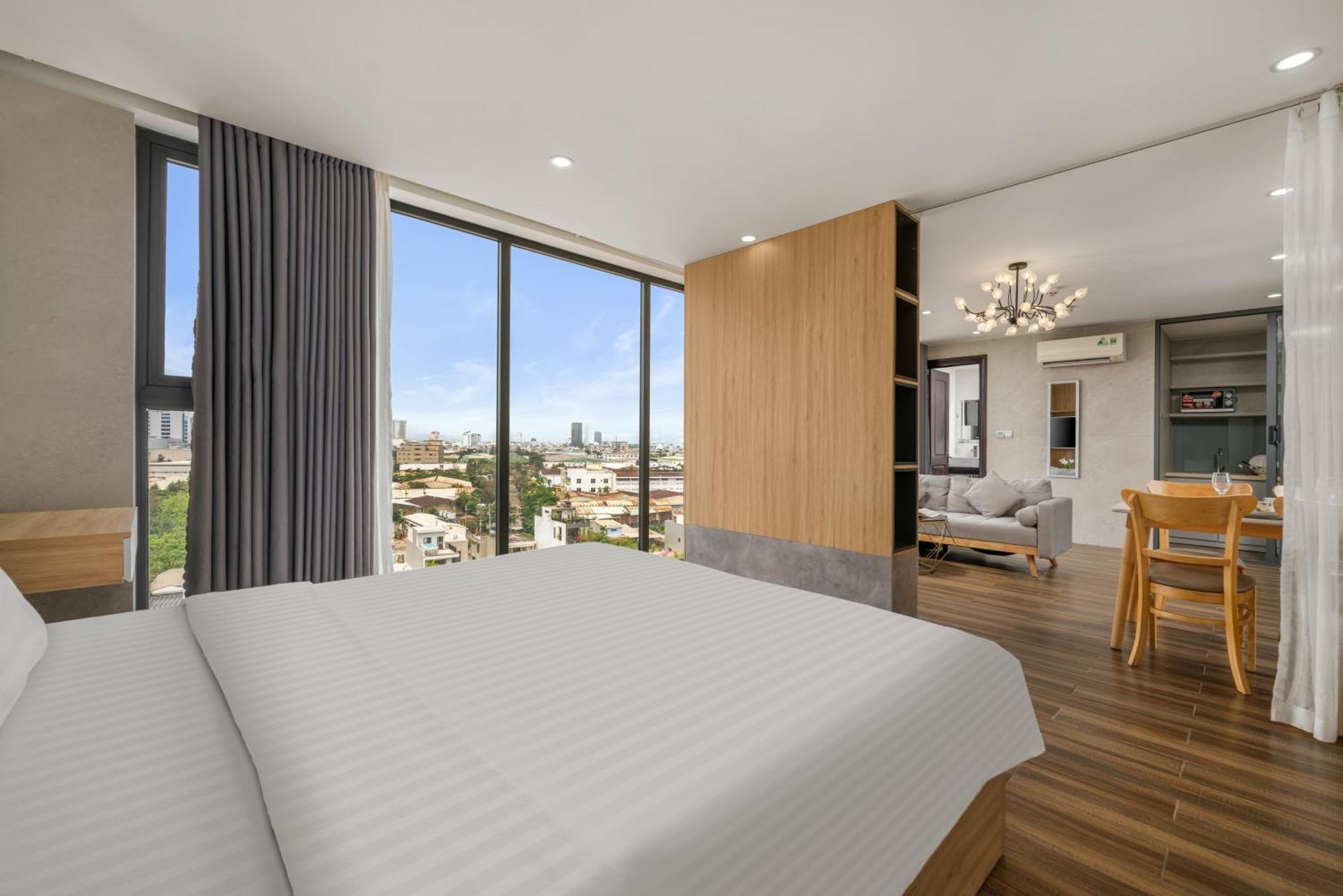 Sea Hotel & Apartment Da Nang Bagian luar foto