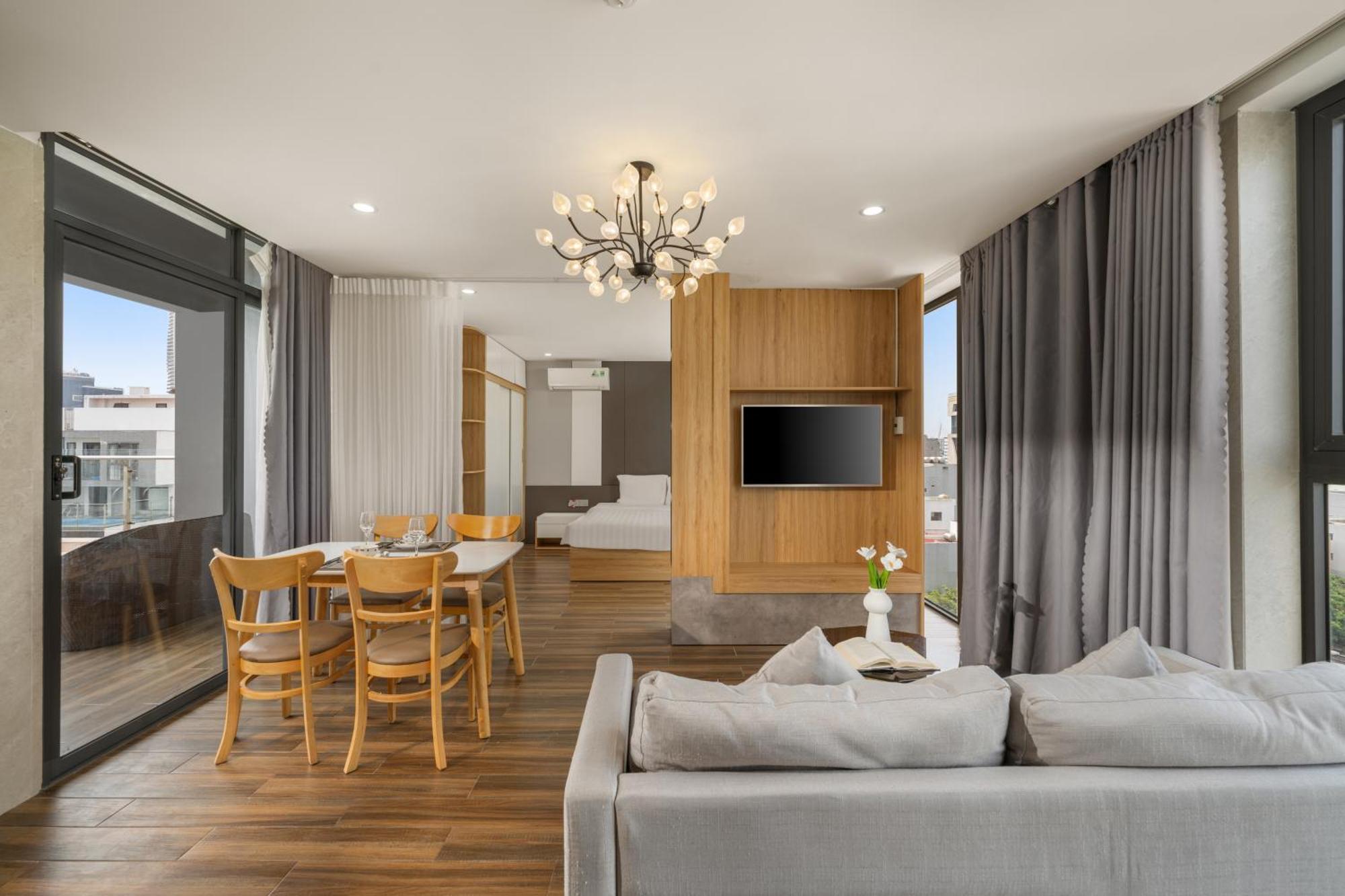 Sea Hotel & Apartment Da Nang Bagian luar foto